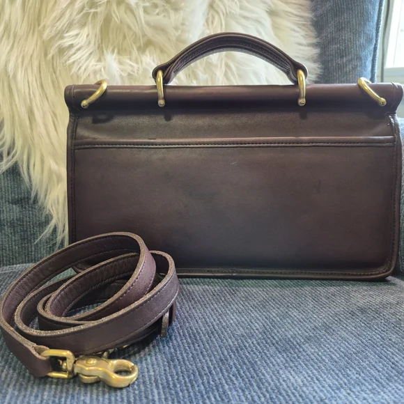 Coach Vintage City Willis Crossbody Hand Bag - Picture 2 of 12